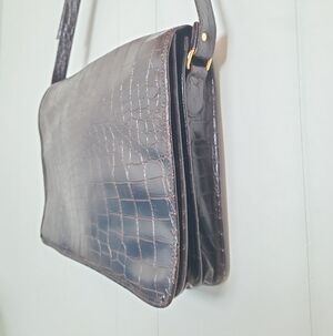 Vintage Brown Croc Embossed Leather Messenger Bag Y2K Crossbody Purse